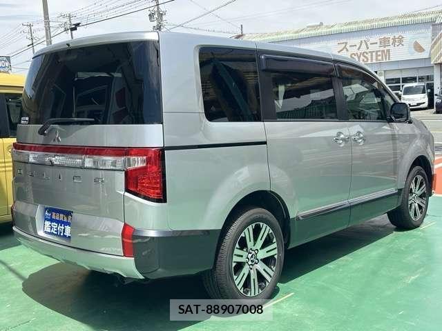 Mitsubishi DELICA 2024-12 8549083-17