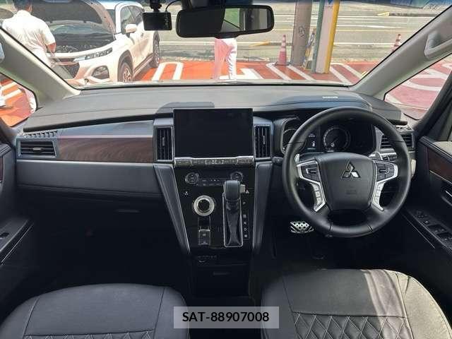 Mitsubishi DELICA 2024-12 8549083-2