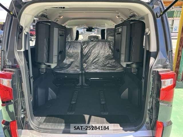 Mitsubishi DELICA 2025-09 8549090-12