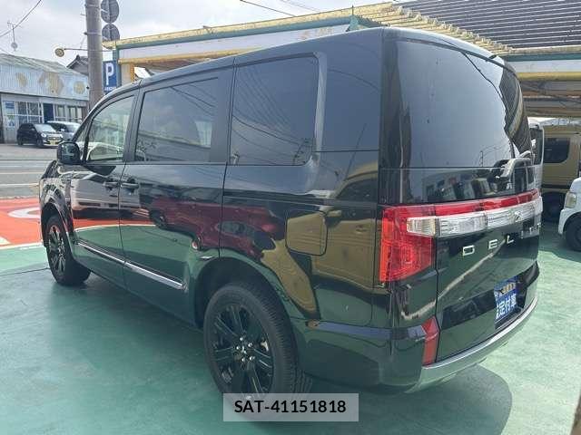 Mitsubishi DELICA 2025-12 8549132-17