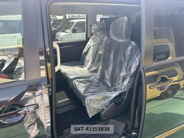Mitsubishi DELICA 2025-12 8549132-5