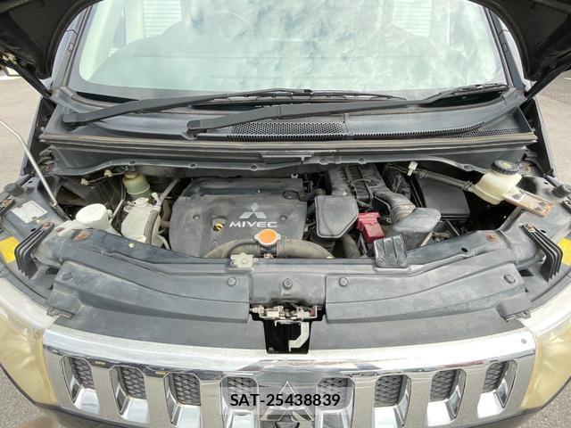 Mitsubishi DELICA 2007-09 8549619-18