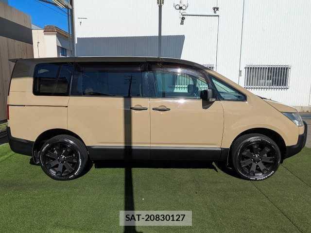 Mitsubishi DELICA 2007-06 8549737-16