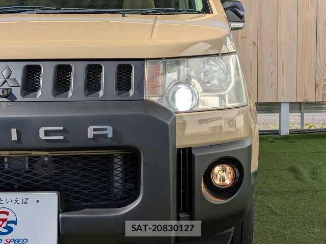 Mitsubishi DELICA 2007-06 8549737-19