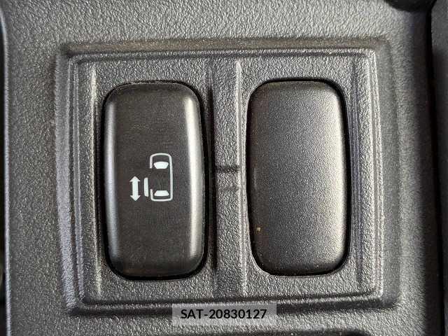 Mitsubishi DELICA 2007-06 8549737-6