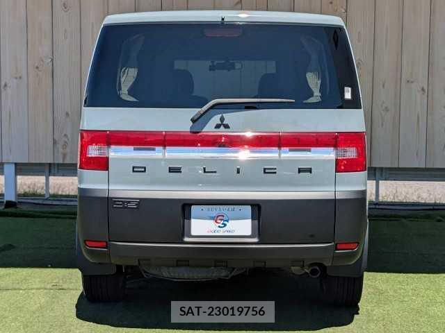 Mitsubishi DELICA 2007-06 8549738-15