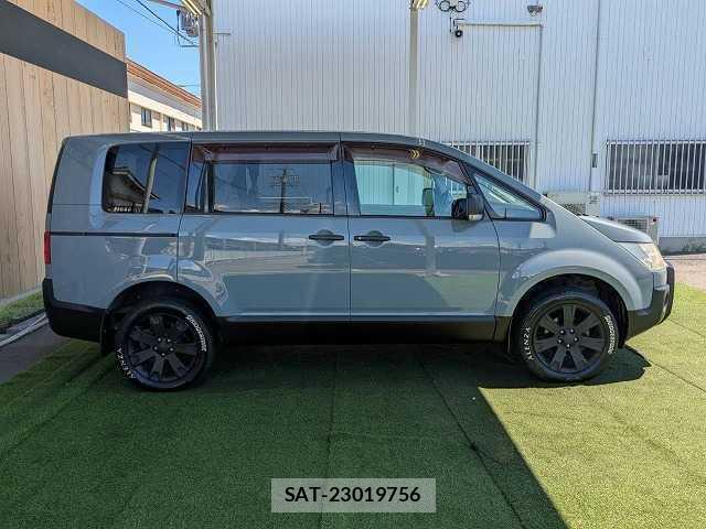 Mitsubishi DELICA 2007-06 8549738-16