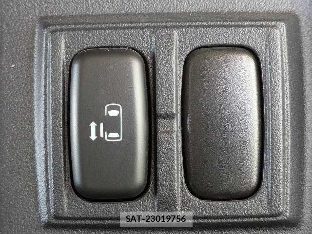 Mitsubishi DELICA 2007-06 8549738-4