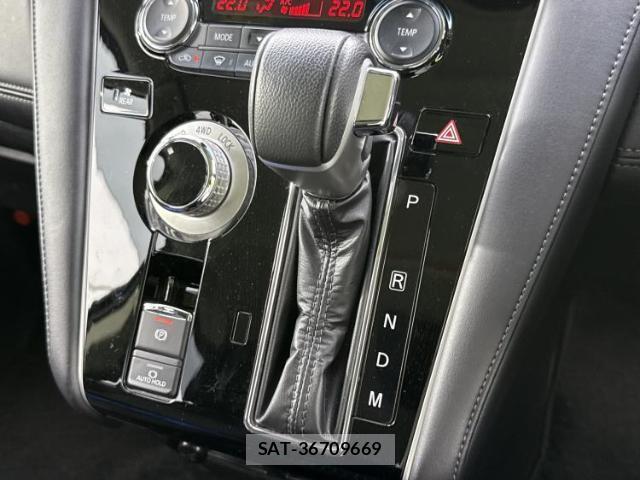 Mitsubishi DELICA 2022-10 8550063-16