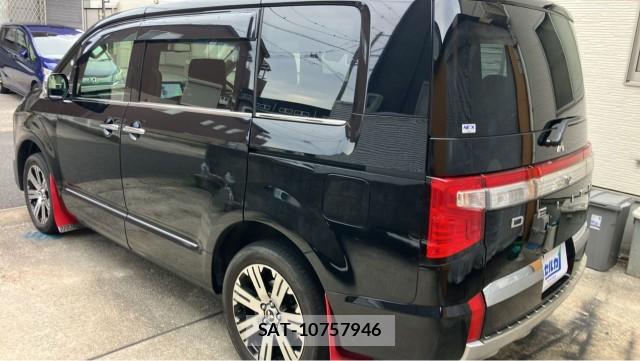 Mitsubishi DELICA 2022-01 8550211-13