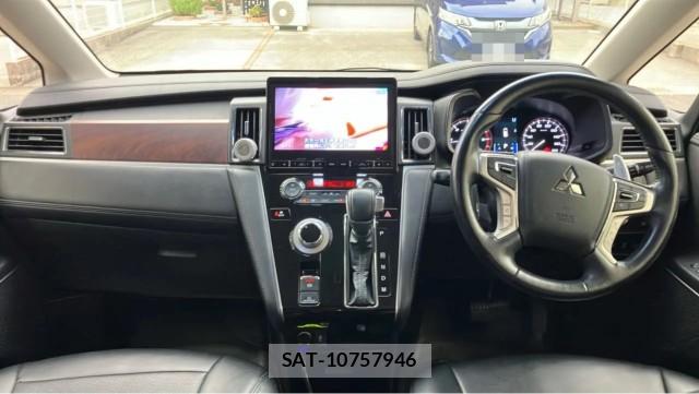 Mitsubishi DELICA 2022-01 8550211-2