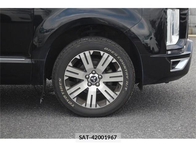 Mitsubishi DELICA 2019-03 8550699-17
