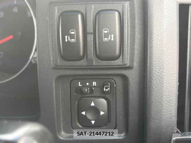 Mitsubishi DELICA 2007-04 8551960-7