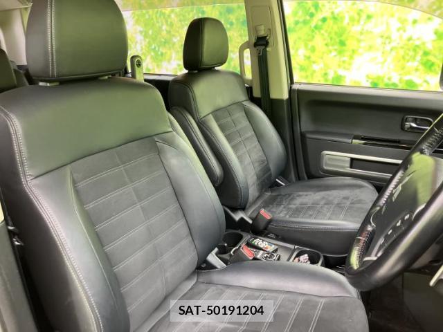Mitsubishi DELICA 2017-12 8552501-3