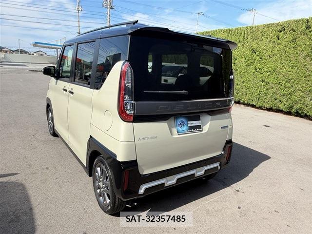 Mitsubishi DELICA MINI 2024-07 8546050-13
