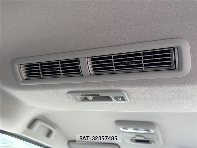 Mitsubishi DELICA MINI 2024-07 8546050-17