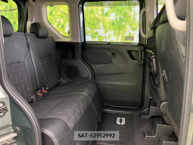 Mitsubishi DELICA MINI 2023-08 8552221-4