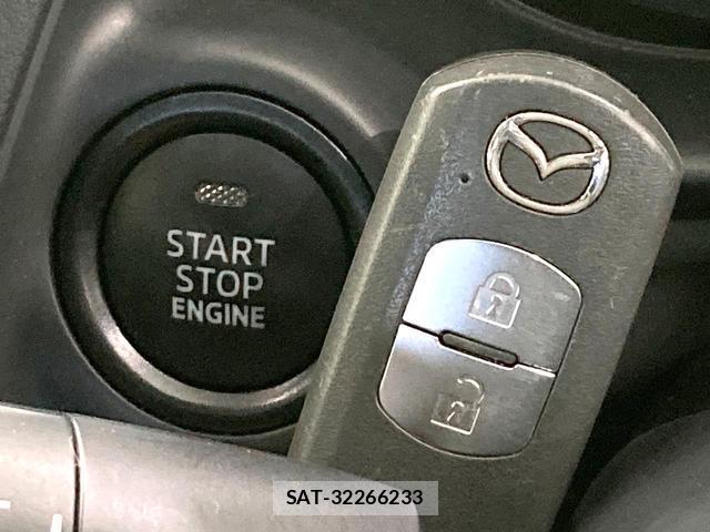 Mazda DEMIO 2017-09 8546093-5