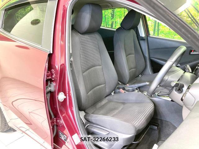 Mazda DEMIO 2017-09 8546093-7