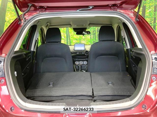 Mazda DEMIO 2017-09 8546093-9