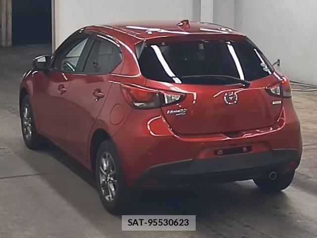 Mazda DEMIO 2017-07 8548228-1