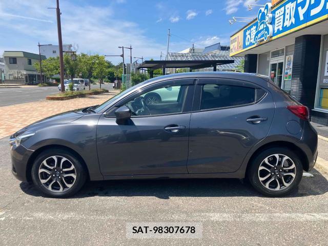 Mazda DEMIO 2015-05 8549273-3
