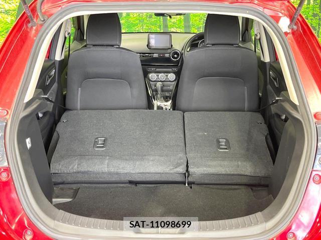 Mazda DEMIO 2018-01 8549295-9