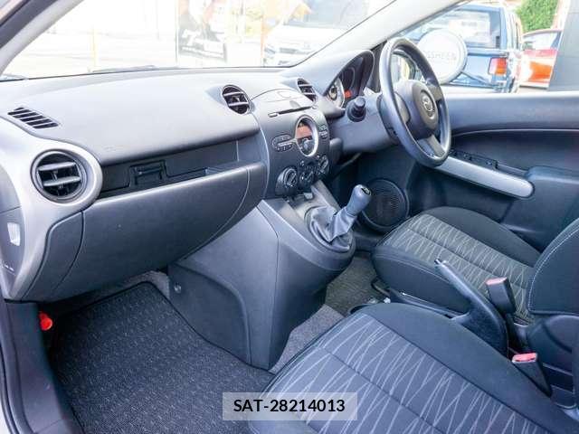 Mazda DEMIO 2007-09 8550647-19
