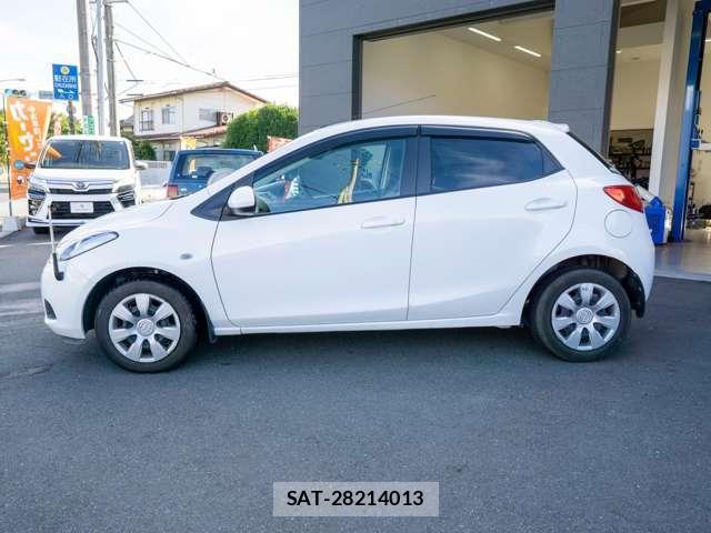 Mazda DEMIO 2007-09 8550647-4