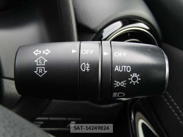 Mazda DEMIO 2017-08 8551120-13