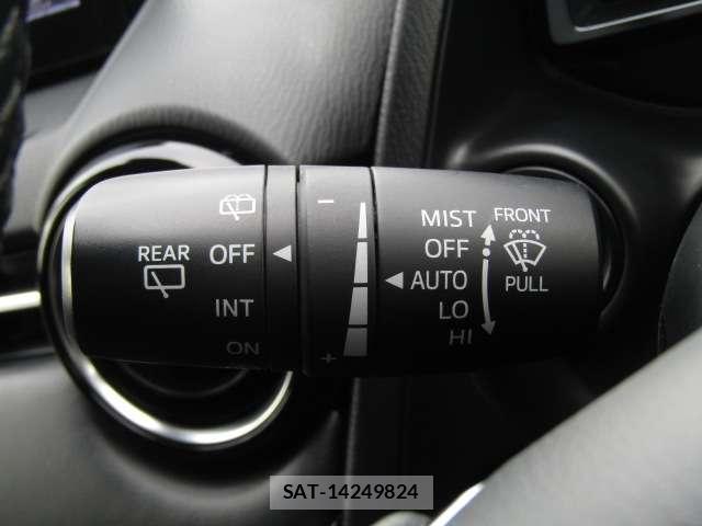 Mazda DEMIO 2017-08 8551120-7