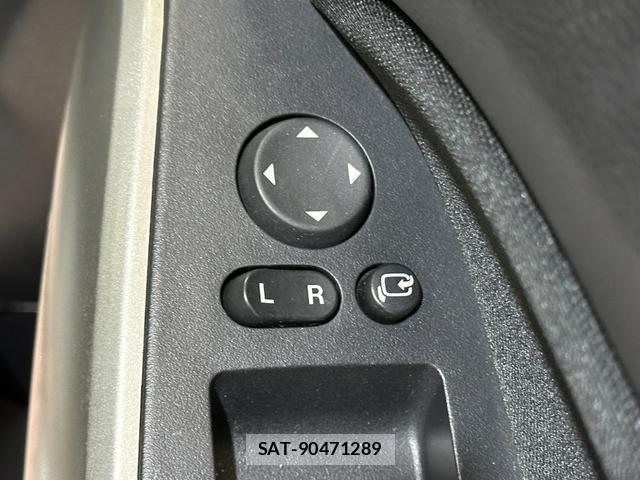 Mazda DEMIO 2013-08 8551255-19