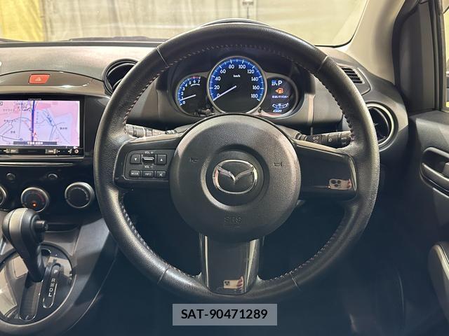 Mazda DEMIO 2013-08 8551255-5