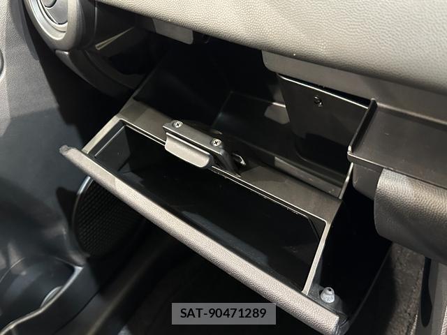 Mazda DEMIO 2013-08 8551255-9