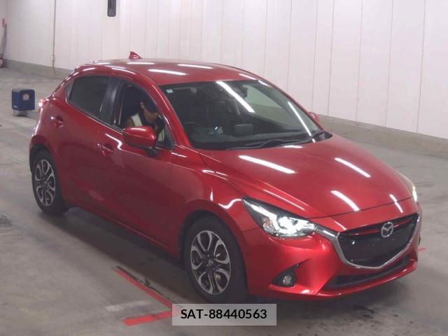 Mazda DEMIO 2016-03 8551494-0