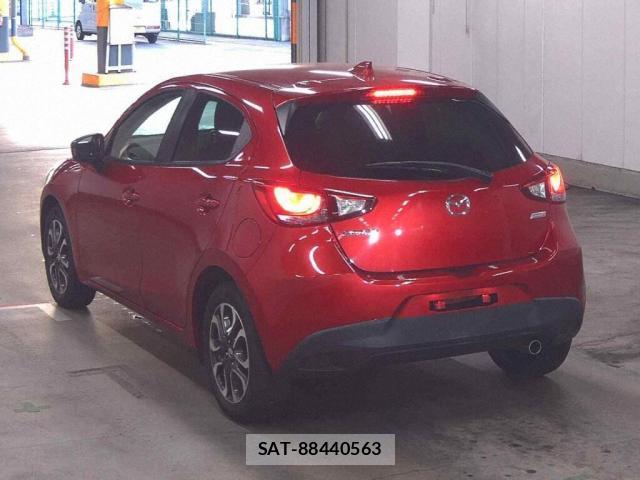 Mazda DEMIO 2016-03 8551494-1