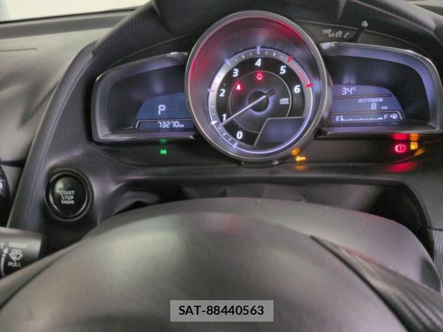 Mazda DEMIO 2016-03 8551494-3