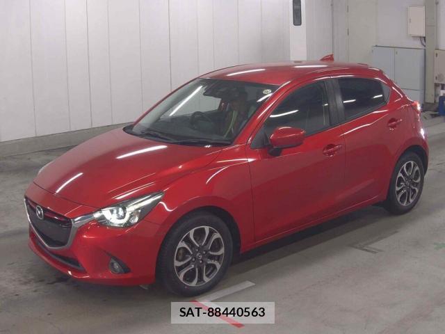 Mazda DEMIO 2016-03 8551494-4