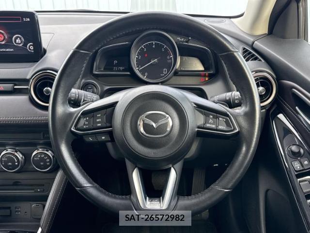 Mazda DEMIO 2017-01 8552514-13