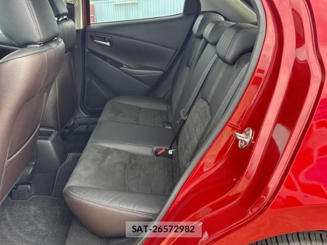 Mazda DEMIO 2017-01 8552514-6
