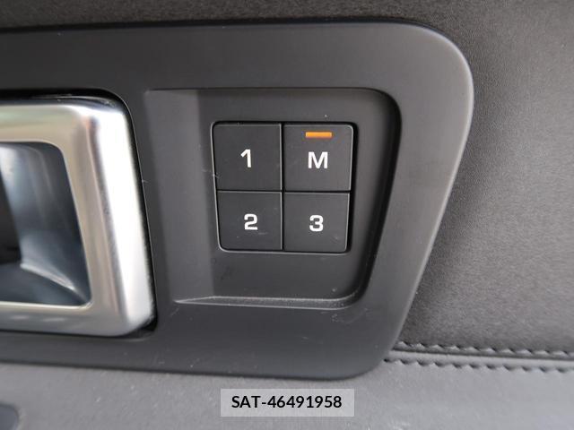 Land Rover DISCOVERY 2017-12 8547004-13