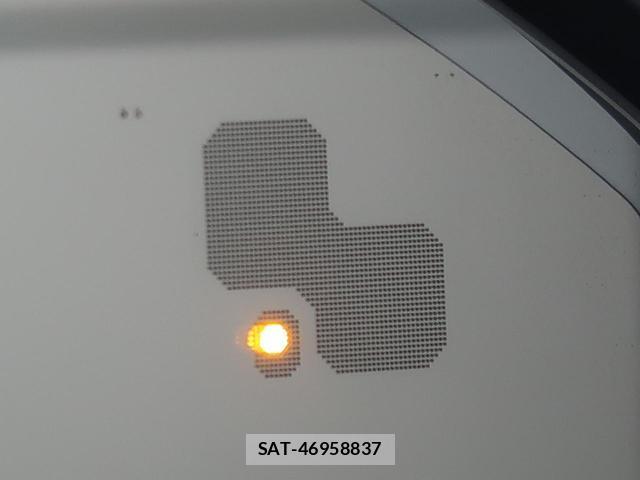 Land Rover DISCOVERY 2025-11 8547203-14