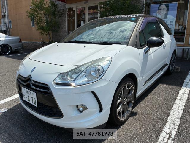 Citroen DS3 2013-03 8551210-0