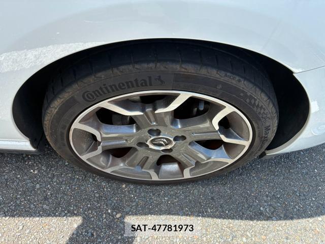 Citroen DS3 2013-03 8551210-15