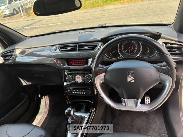 Citroen DS3 2013-03 8551210-2