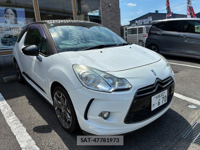 Citroen DS3 2013-03 8551210-5