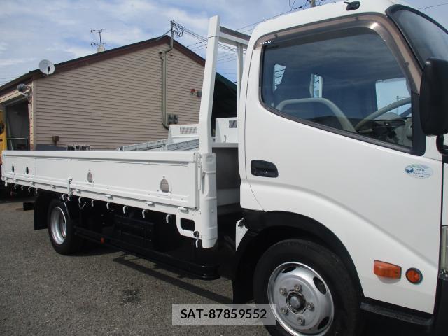Hino DUTRO 2011-04 8545550-11