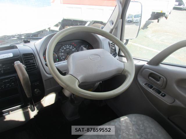 Hino DUTRO 2011-04 8545550-19