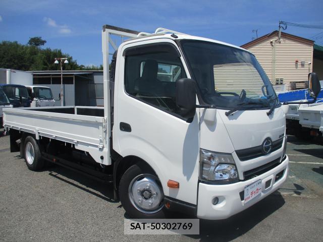 Hino DUTRO 2018-06 8545551-0