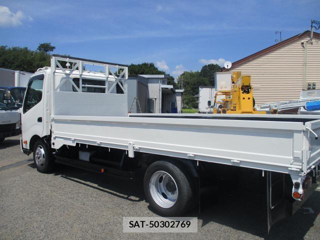 Hino DUTRO 2018-06 8545551-12
